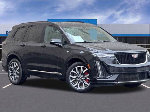 Used 2024 Cadillac XT6 Sport AWD/4WD image 2