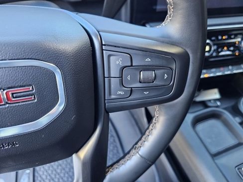 Used 2024 GMC Sierra 2500 AT4 w/ Technology Package image 31