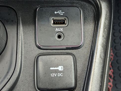 Used 2018 Jeep Compass Trailhawk w/ Leather Interior Group AWD/4WD image 20
