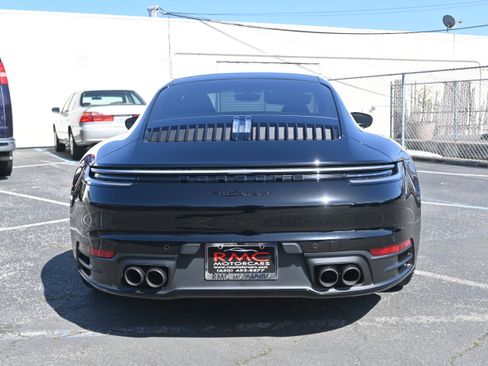 Used 2024 Porsche 911 GT3 image 25