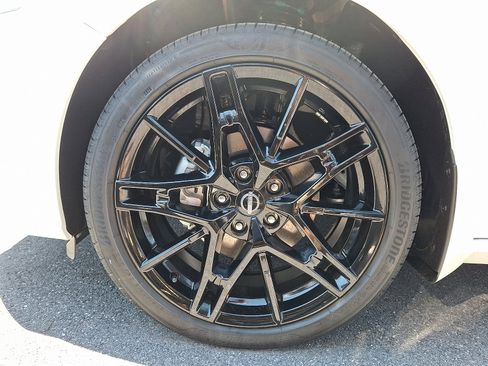 New 2026 Nissan Altima 2.5 SR w/ SR Midnight Edition Package AWD/4WD image 4