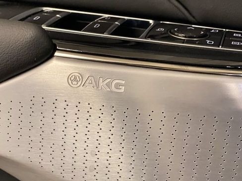 New 2025 Cadillac Lyriq Sport AWD/4WD image 33