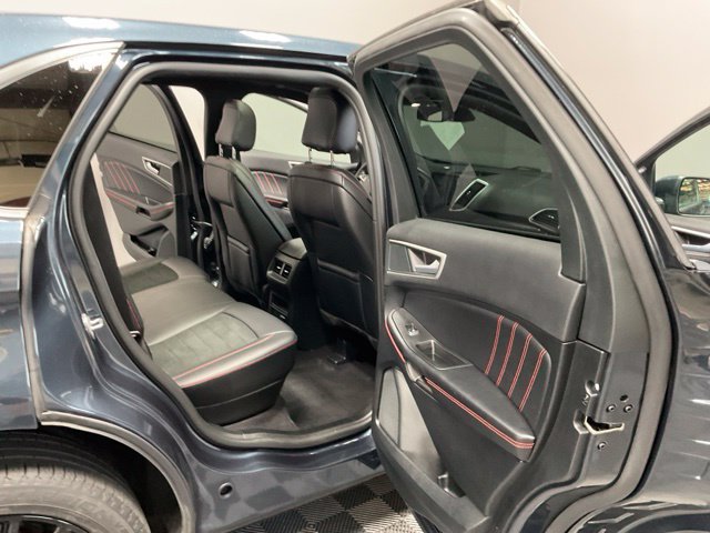 Used 2024 Ford Edge ST-Line AWD/4WD image 25