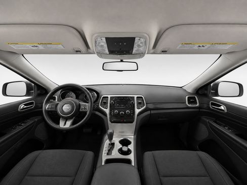 Used 2012 Jeep Grand Cherokee Laredo w/ Laredo E Group AWD/4WD image 10