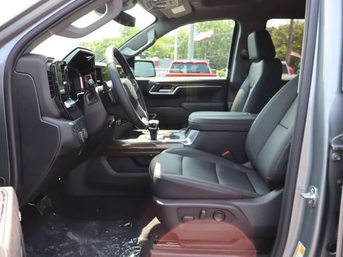 New 2026 Chevrolet Silverado 1500 RST w/ Safety Package AWD/4WD image 7