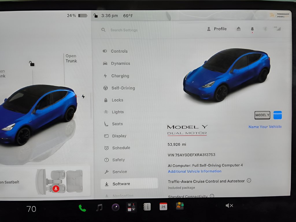 Used 2024 Tesla Model Y Performance AWD/4WD image 30