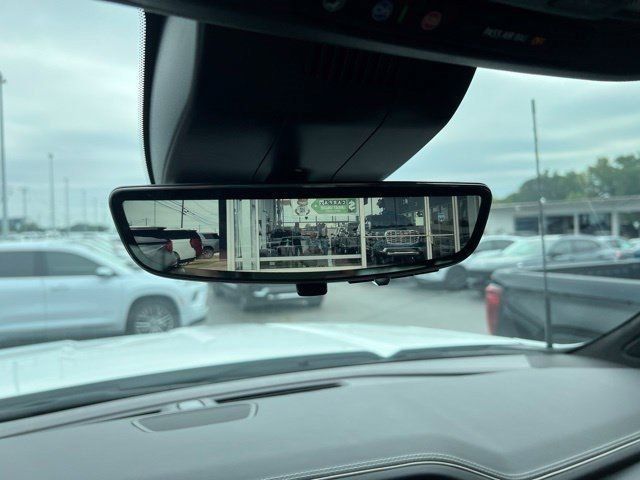 Certified 2025 GMC Sierra 2500 Denali Ultimate AWD/4WD image 36