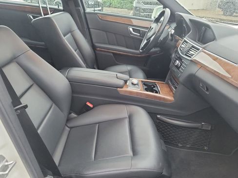 Used 2012 Mercedes-Benz E 350 Sedan image 32