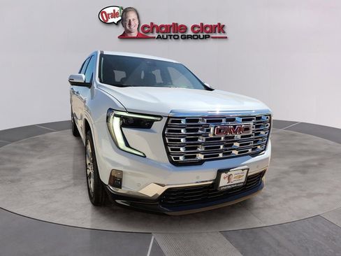 New 2026 GMC Acadia Denali w/ Super Cruise Package FWD image 7