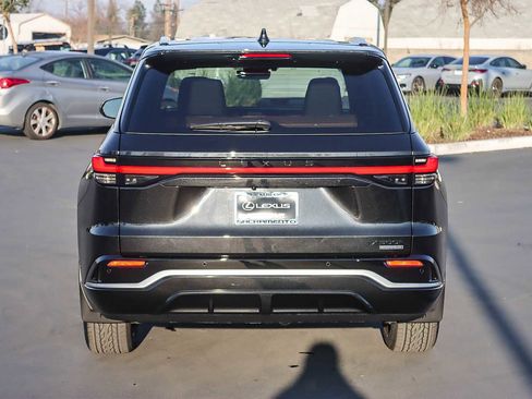 New 2026 Lexus TX 500h F SPORT Performance Premium image 3