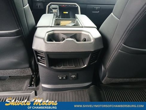 Used 2023 Toyota Tundra Limited AWD/4WD image 13