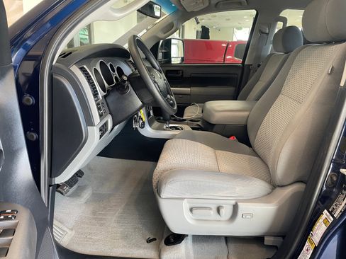 Used 2010 Toyota Tundra 4x4 Double Cab image 14