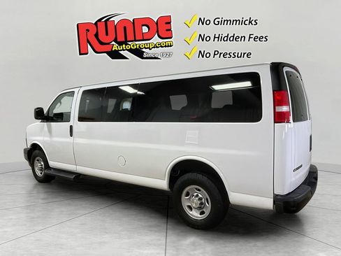 Used 2023 Chevrolet Express 3500 LS RWD image 3