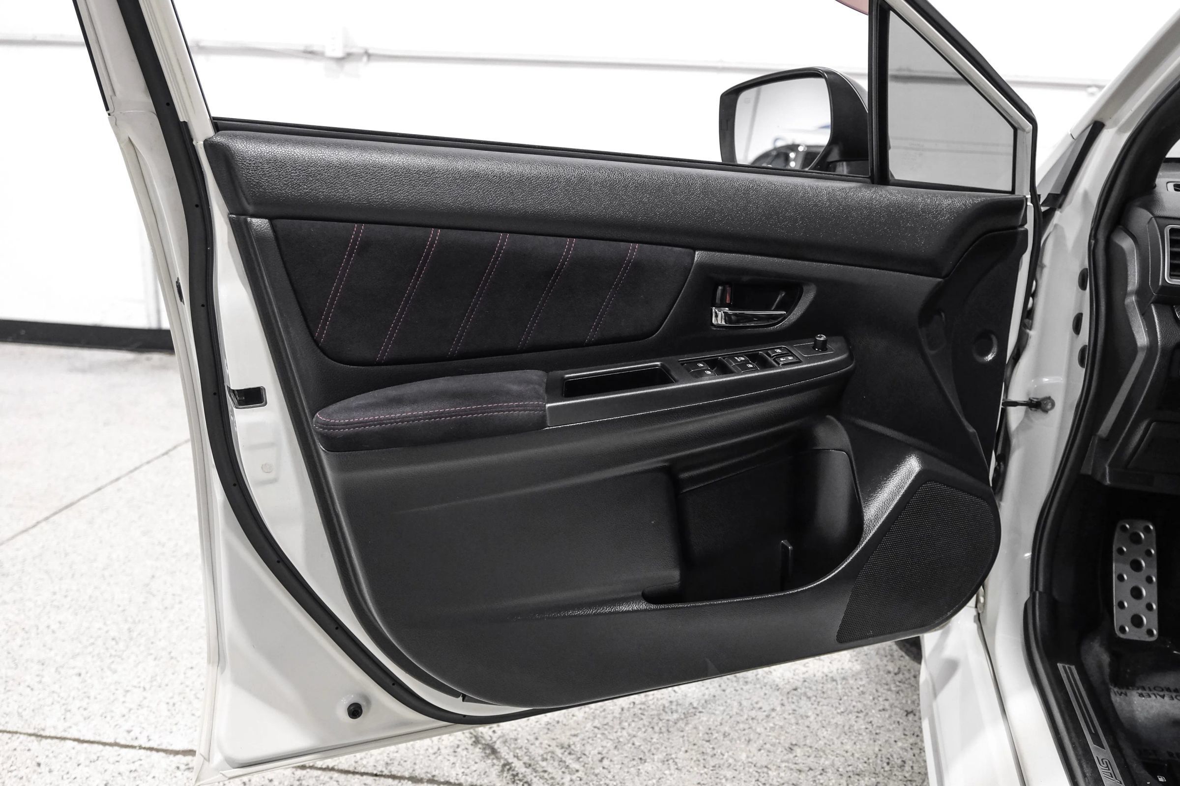 Used 2016 Subaru WRX STI AWD/4WD image 34