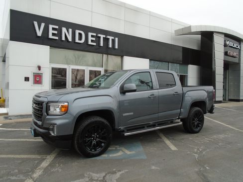 Certified 2022 GMC Canyon Elevation w/ Trailering Package image 1