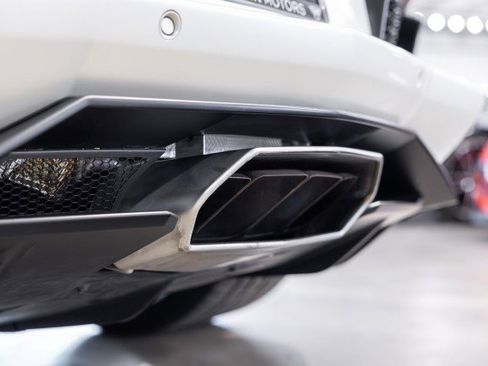 Used 2015 Lamborghini Aventador LP 700-4 image 50