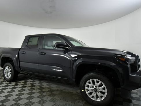 New 2026 Toyota Tacoma SR5 image 9