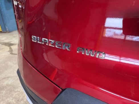 Used 2023 Chevrolet Blazer LT w/ Driver Confidence Package image 7