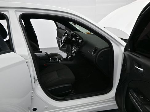 Used 2019 Dodge Charger Scat Pack RWD image 16
