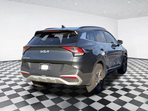 Used 2025 Kia Sportage EX w/ Premium Package FWD image 4