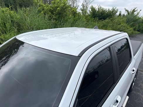 Used 2019 RAM 1500 Big Horn AWD/4WD image 3