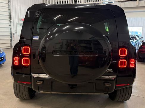 Used 2023 Land Rover Defender 110 X-Dynamic SE AWD/4WD image 6