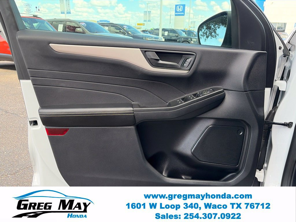 Used 2022 Ford Escape SE w/ Convenience Package FWD image 22
