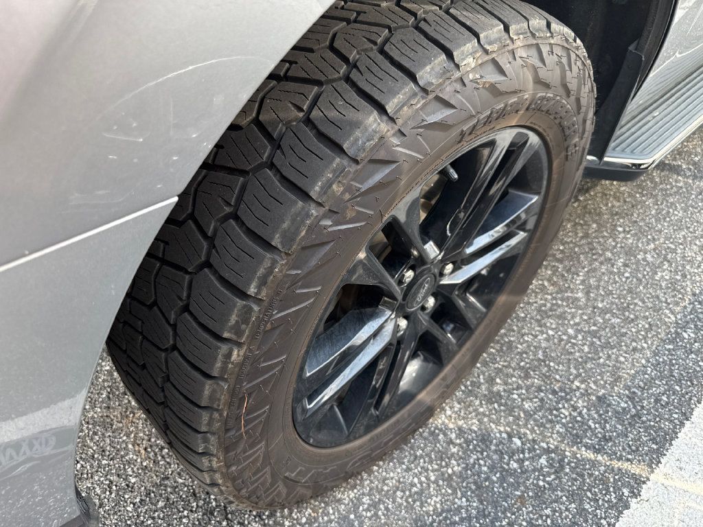 Used 2022 Ford Expedition XLT RWD image 13