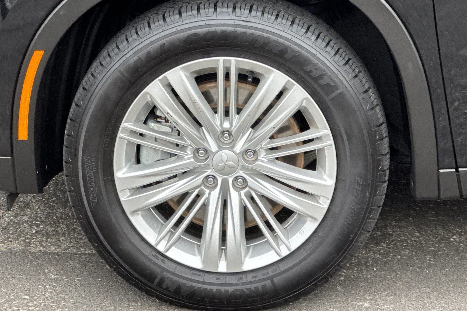 Used 2024 Mitsubishi Outlander ES FWD image 31