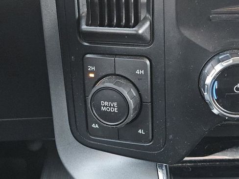 Used 2023 Ford F150 Lariat w/ Equipment Group 502A High image 19