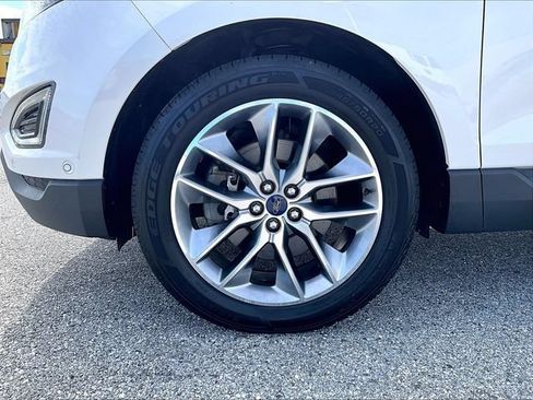 Used 2016 Ford Edge Titanium w/ Equipment Group 302A AWD/4WD image 7