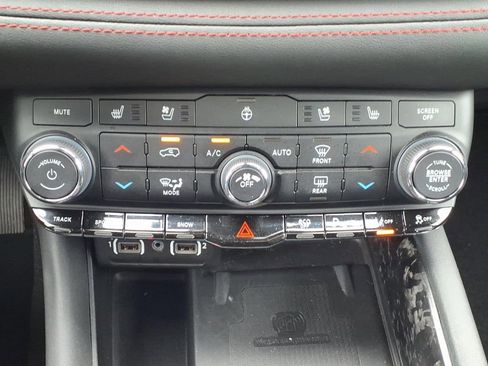 Certified 2024 Dodge Durango R/T AWD/4WD image 8