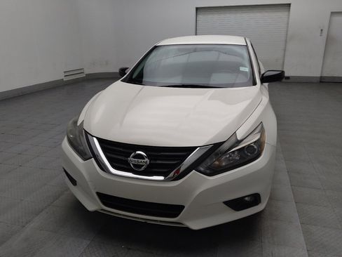 Used 2017 Nissan Altima 2.5 SR w/ Midnight Edition Package image 15