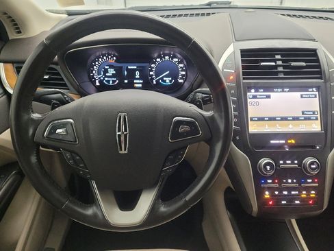 Used 2017 Lincoln MKC Select w/ Select Plus Package FWD image 22