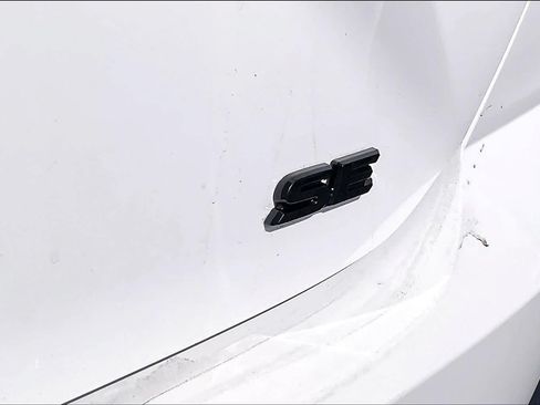 Used 2026 Toyota Camry SE FWD image 8