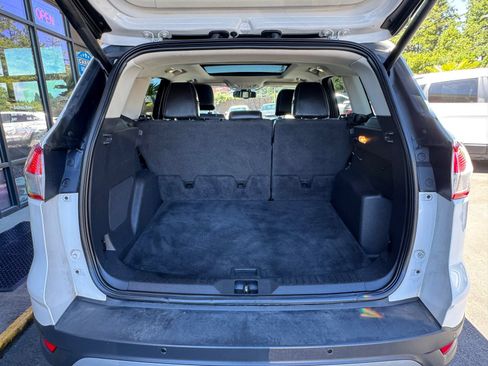 Used 2016 Ford Escape Titanium w/ Canadian Touring Package AWD/4WD image 19
