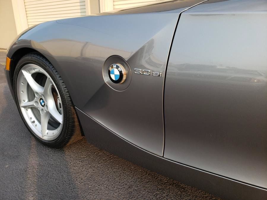 Used 2008 BMW Z4 3.0si RWD image 45
