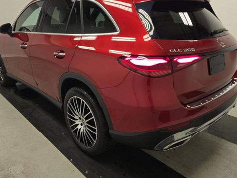 Used 2023 Mercedes-Benz GLC 300 w/ Exclusive Trim Package image 4