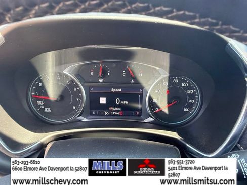 Used 2023 Chevrolet Equinox Premier AWD/4WD image 14