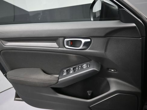 Used 2023 Honda Civic Sport image 10