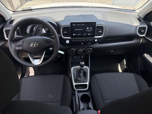 New 2026 Hyundai Venue SE FWD image 23