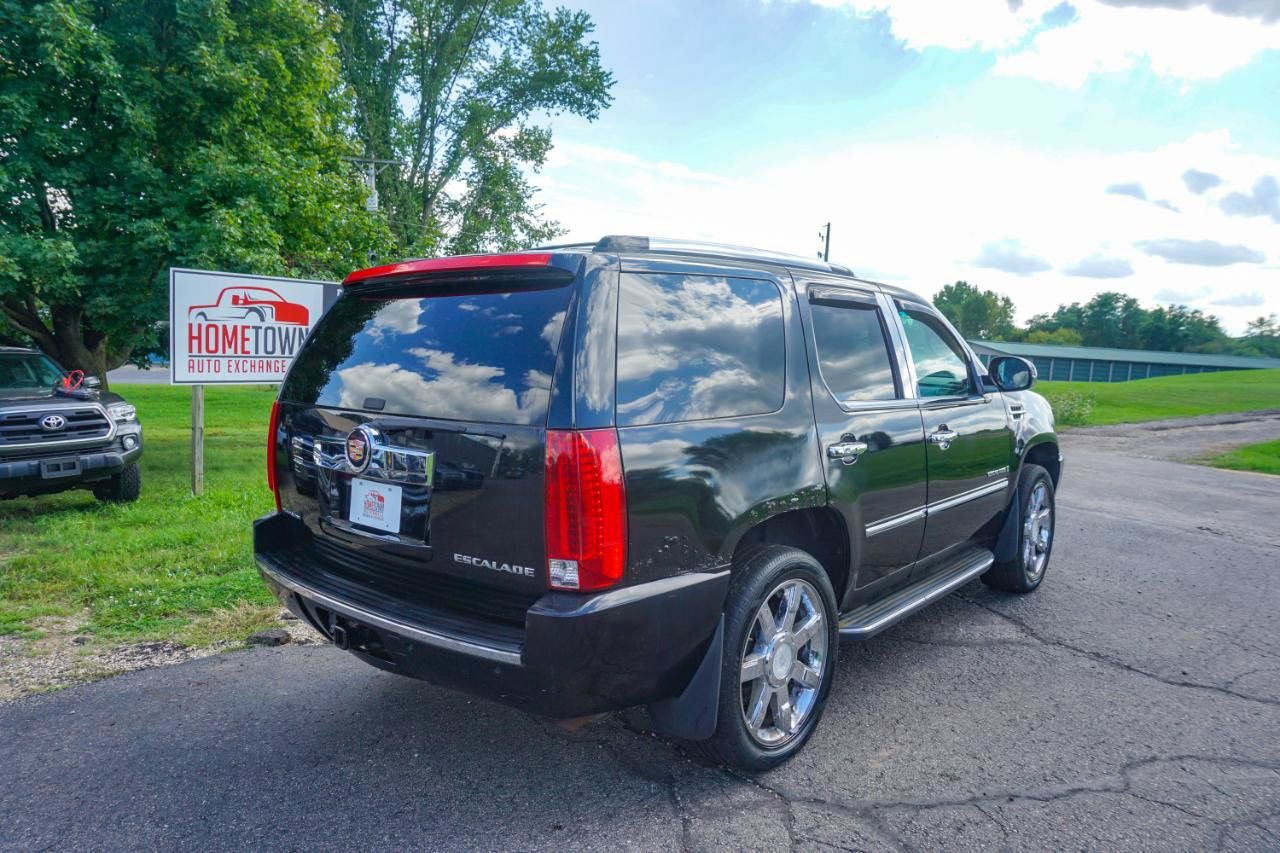 Used 2008 Cadillac Escalade AWD image 3
