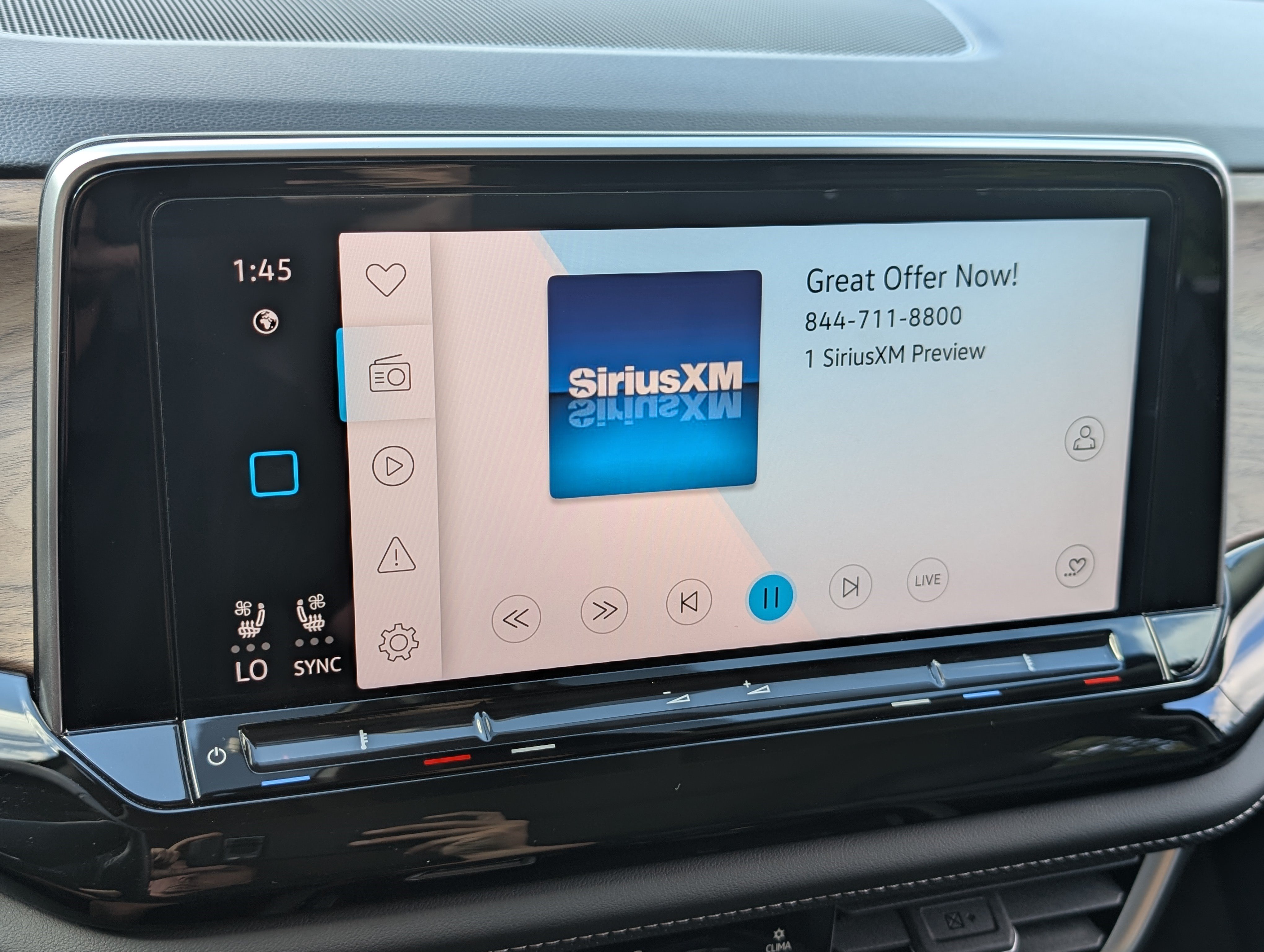 Used 2026 Volkswagen Atlas SE FWD image 29