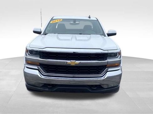 Certified 2019 Chevrolet Silverado 1500 LD LT AWD/4WD image 2