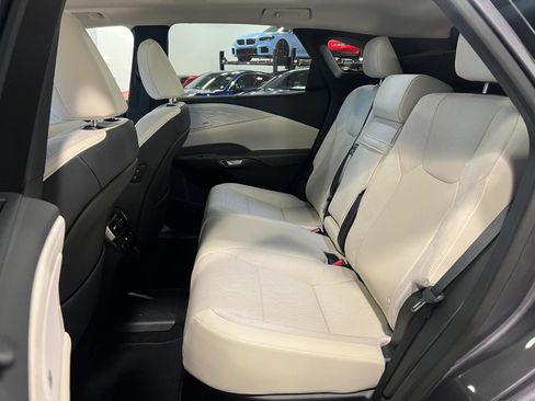 Used 2026 Lexus RX 450h AWD w/ Convenience Package image 27