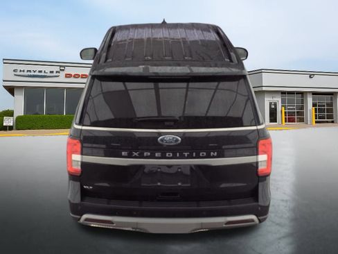 Used 2023 Ford Expedition XLT image 6