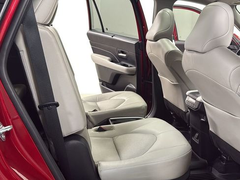 Certified 2025 Toyota Grand Highlander AWD Hybrid image 18