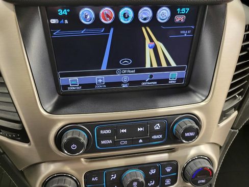 Used 2017 GMC Yukon Denali w/ Open Road Package image 9