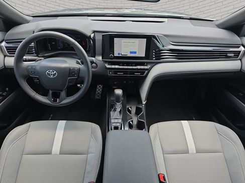 Used 2026 Toyota Camry SE w/ Convenience Package FWD image 10
