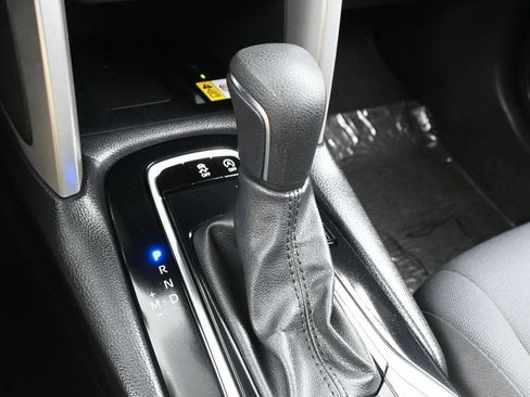 Used 2022 Toyota Corolla Cross LE w/ Moonroof Package FWD image 20